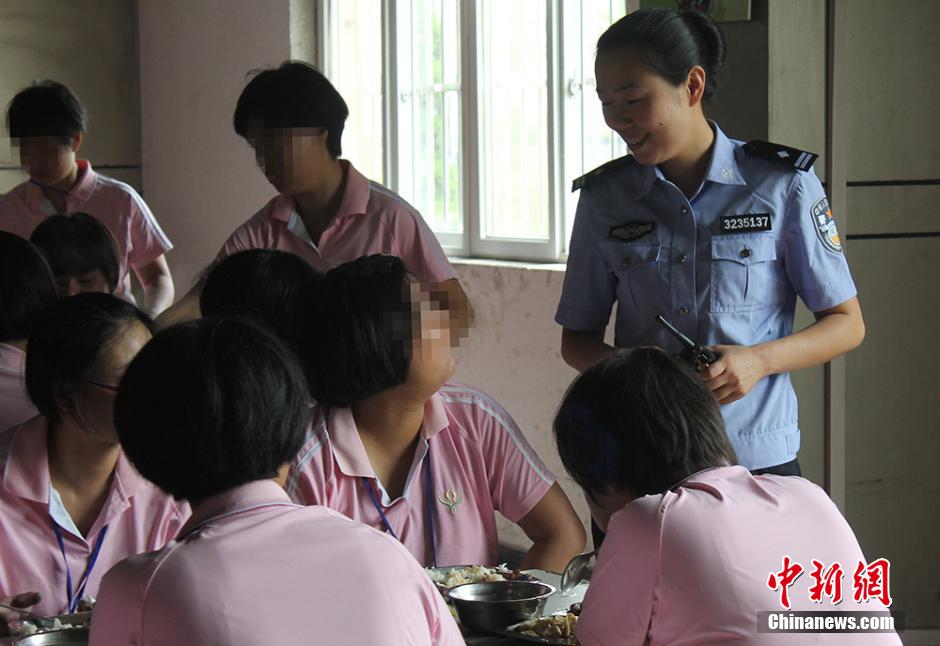 戒毒所管教民警的一天