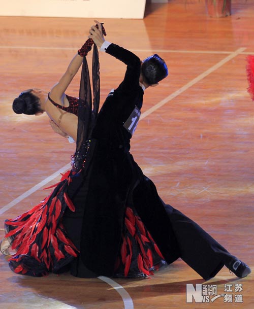 国标舞跳出中国魂！从竞技到演《霸王别姬》文化赋能实在圈粉(图1)