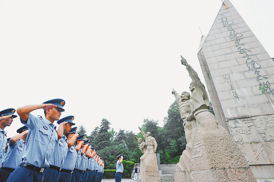 南京抗日战争人口变化_南京各区人口面积