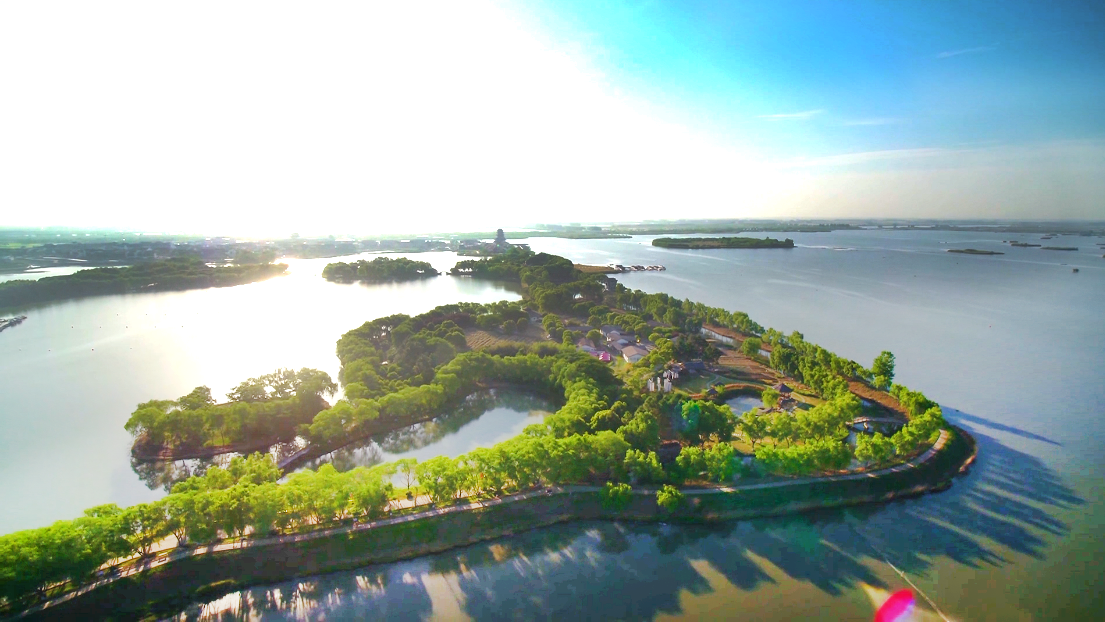 美丽江苏每日一景丨盐城盐都大纵湖碧水蓝天映初冬