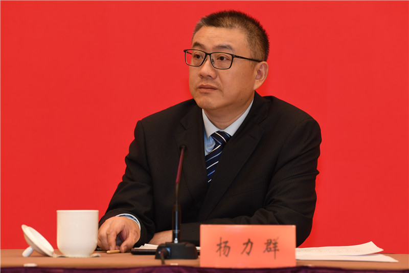 省委宣传部副部长,省政府新闻办主任 杨力群