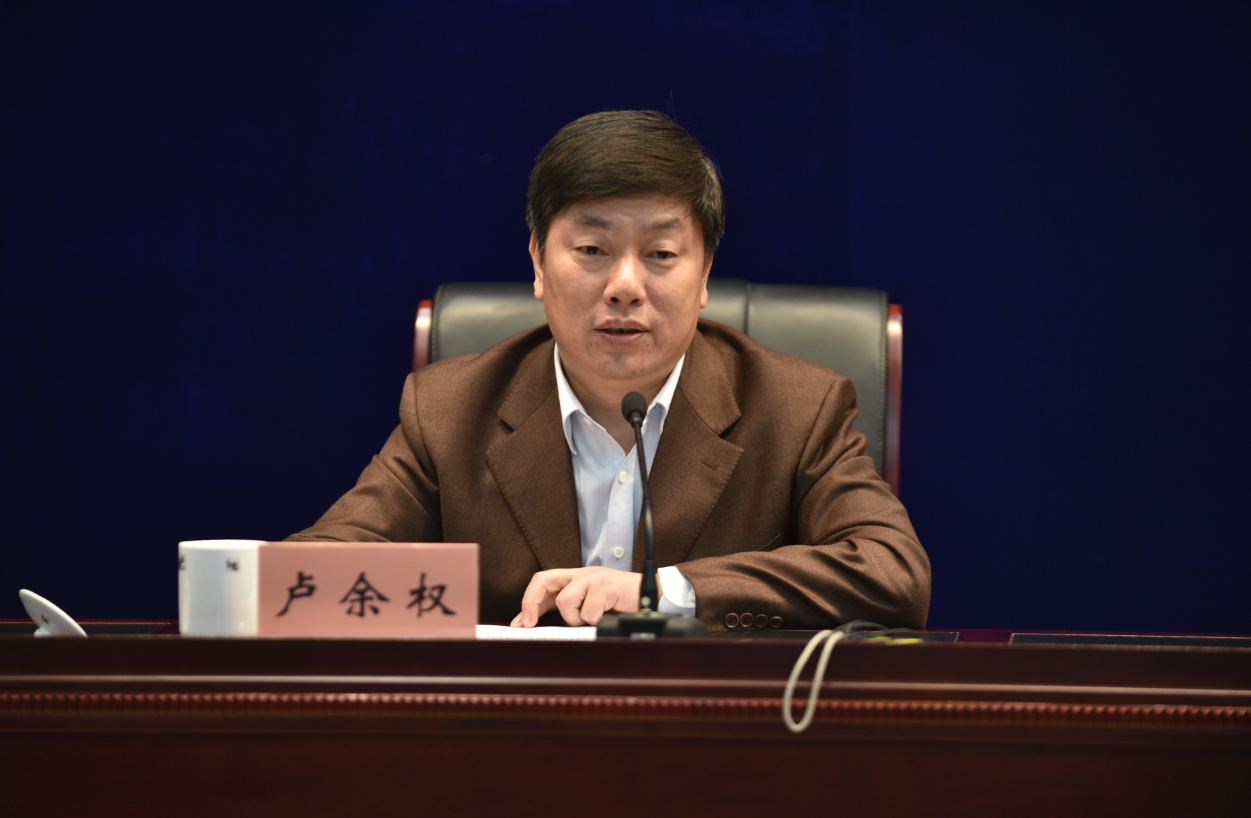 以上,其中高铁达到3000公里以上,覆盖所有设区市和90%以上县级节点